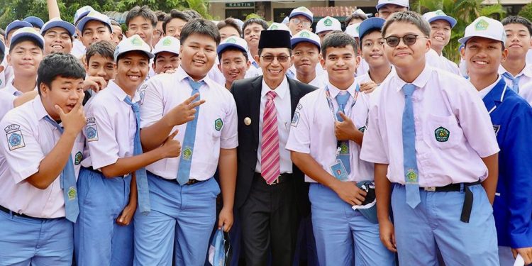 Amsakar Achmad Dorong Kerukunan dan Teknologi di Upacara Hari Amal Bakti Kemenag