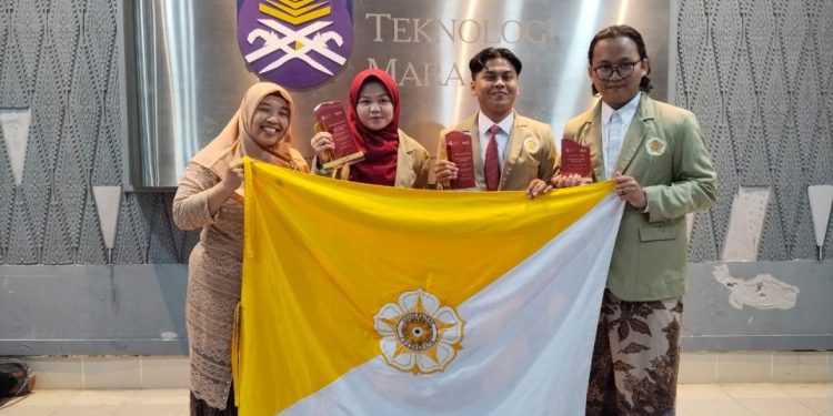 Mahasiswa UGM Borong 5 Penghargaan di Olimpiade Bahasa Modern Malaysia