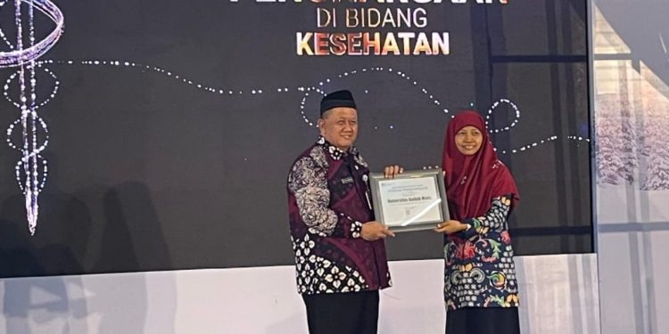 HPU UGM Terima Penghargaan dari Pemkab Sleman sebagai Kampus Sehat