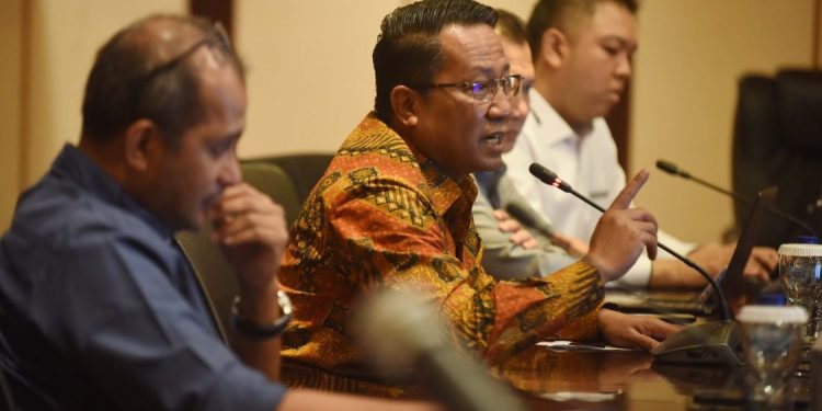 Pihak yang Dapat Melaporkan Tindak Pidana Perzinaan Berdasarkan KUHP Baru