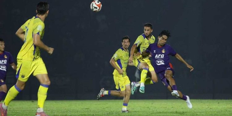 Persik Kediri Tahan Imbang Persib Bandung di Menit Akhir