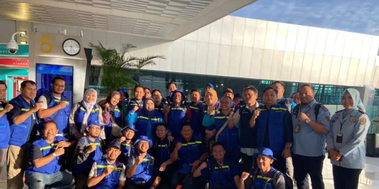 Kemenkes Kerahkan 3.719 Relawan untuk Bantu Penanganan Bencana di Aceh