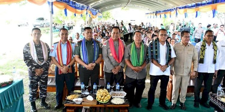 Kapolda NTT Ikuti Panen Raya dan Deklarasi Swasembada Pangan oleh Presiden