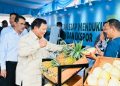 Presiden Prabowo Tinjau Hilirisasi Pertanian di Panen Raya Karawang