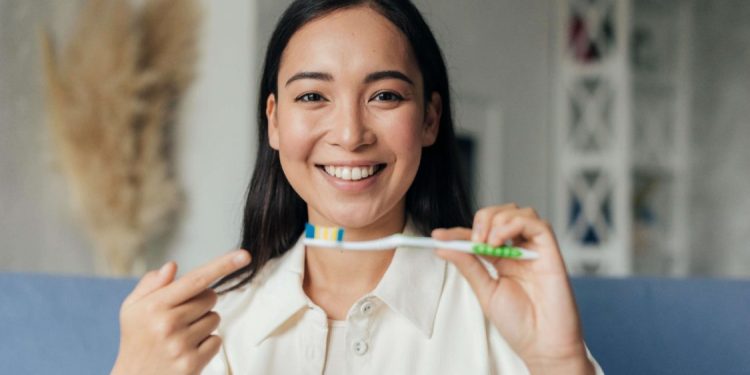 Tips Efektif Menjaga Kesehatan dan Kekuatan Gigi