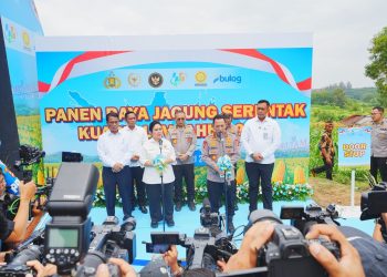 Ketua Komisi IV DPR RI Berikan Penghargaan kepada Kapolri atas Dukungan Swasembada Pangan