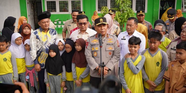 Polda Riau Bangun 18 Dapur SPPG untuk Dukung Gizi 67 Ribu Anak
