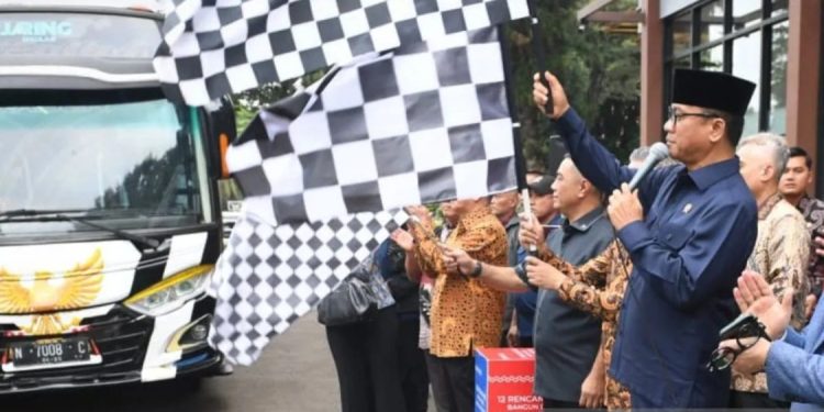 Mendes PDT Ajak Pemuda Desa Kembangkan Kreativitas Lewat E-Sport