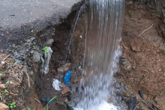 Plt. Camat Timang Gajah Tinjau Kerusakan Jalan Penghubung di Bener Meriah