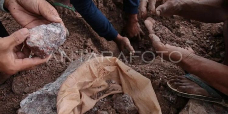 Polda NTB Ungkap Keterlibatan WNA dalam Penambangan Emas Ilegal di Sekotong