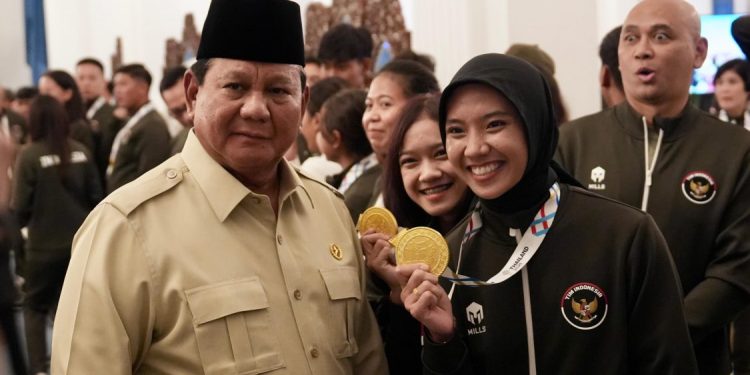 Presiden Prabowo Berikan Bonus dan Kenaikan Pangkat untuk Atlet SEA Games 2025