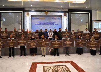 Mendikdasmen Luncurkan Revitalisasi 78 Sekolah di Garut