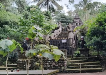 Situs Selogending: Jejak Peradaban dan Tuntunan Hidup di Lumajang