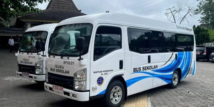Kemenhub Siapkan 150 Bus Sekolah untuk Tahun 2025