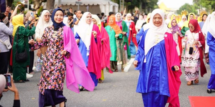 Tari Zapin: Warisan Budaya yang Menjaga Identitas Melayu Riau