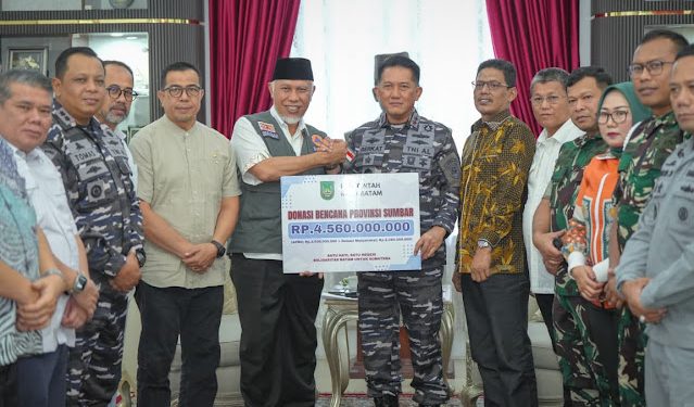 Sumatra Barat Terima Bantuan Rp4,56 Miliar dari Batam untuk Korban Bencana