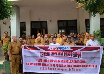 Densus 88 dan RMB UIN Mataram Tingkatkan Moderasi Beragama di SMPN 6 Mataram