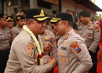 Polres Tuban Adakan Apel Farewell Parade dan Sambut Kapolres Baru