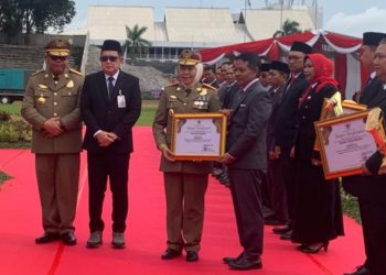 Bupati Tuban Terima Penghargaan Gold K3, Perusahaan Lokal Raih Prestasi