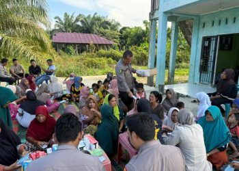 Polri Lakukan Kunjungan Kesehatan ke Rumah Warga Terdampak Banjir di Aceh Tamiang