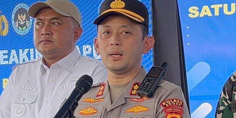 Tim Gabungan Berupaya Atasi Asap di Tambang Antam Bogor