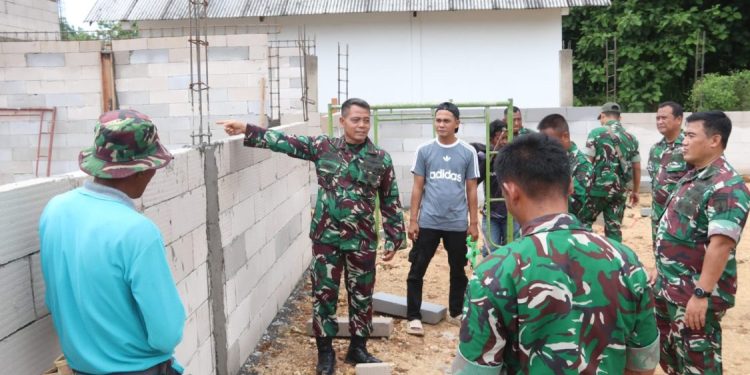 Kodam V/Brawijaya Tinjau Kualitas Pembangunan Koperasi Desa di Sumenep