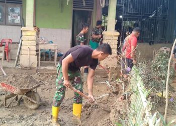 TNI Bersihkan Madrasah di Aceh Tamiang untuk Pulihkan Pendidikan Pascabanjir