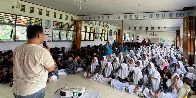 Densus 88 AT Polri Adakan Edukasi Kebangsaan di SMA Muhammadiyah Batudaa