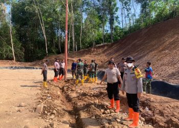 Polda Sumatera Utara Pulihkan Batang Toru Pasca Bencana, 61 Tenda Hunian Sementara Dialiri Listrik