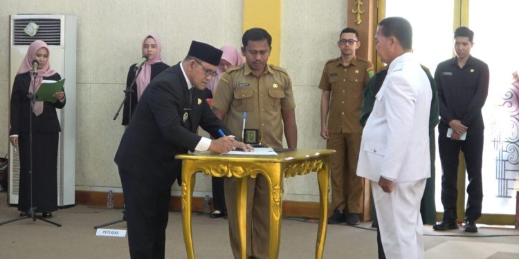 Wakil Bupati Sambas Dorong Kepala Desa Jadi Pelopor Pembangunan