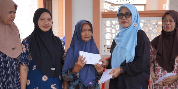 GOW Balangan Salurkan Bantuan untuk Korban Kebakaran di Galumbang