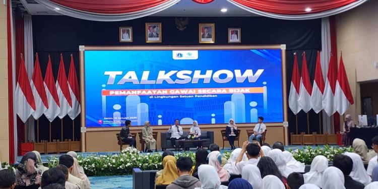 Densus 88 AT Polri Soroti Keamanan Digital dalam Talkshow Gawai Bijak