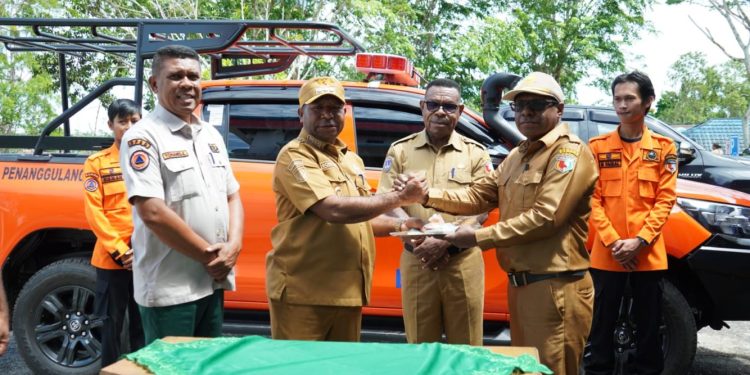 Pemkab Boven Digoel Dapatkan Mobil Rescue dari BNPB