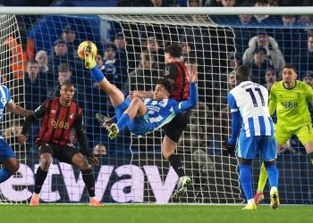 Gol Akrobatik Pemain Muda Yunani Selamatkan Brighton dari Kekalahan