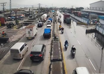 Arus Lalu Lintas Pantura Sayung Kembali Normal Setelah Banjir Surut