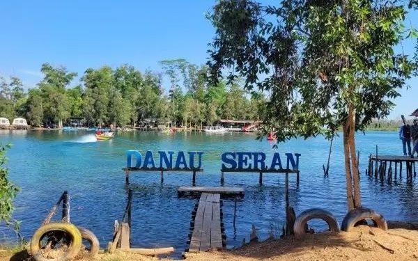 Danau Seran: Destinasi Wisata Alam di Banjarbaru