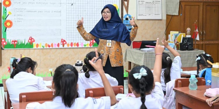 Penyelesaian Kasus Guru di Jambi dengan Restorative Justice