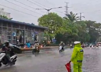 Polantas Dikerahkan untuk Atasi Kemacetan Jakarta Akibat Banjir