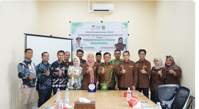 Polteknas Pekanbaru Sediakan Beasiswa Penuh untuk 30 Mahasiswa Meranti