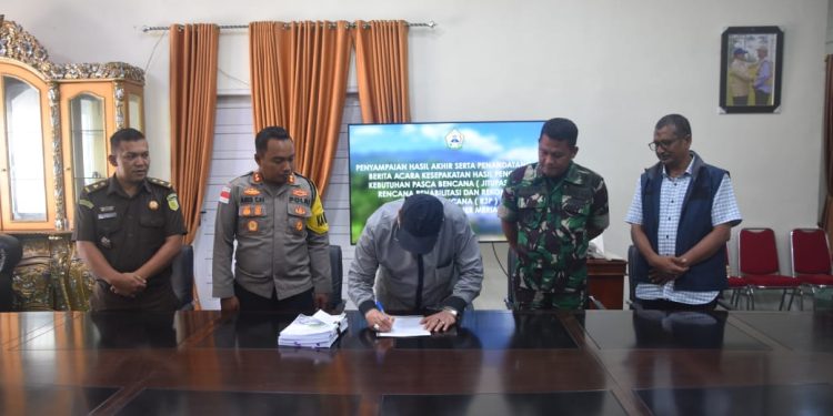 Pemkab Bener Meriah Tandatangani Kesepakatan JITUPASNA dan R3P untuk Pemulihan Pascabencana