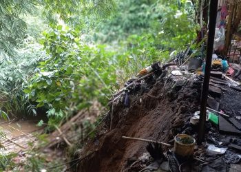 Longsor di Batang Ancam Keselamatan Warga Lansia