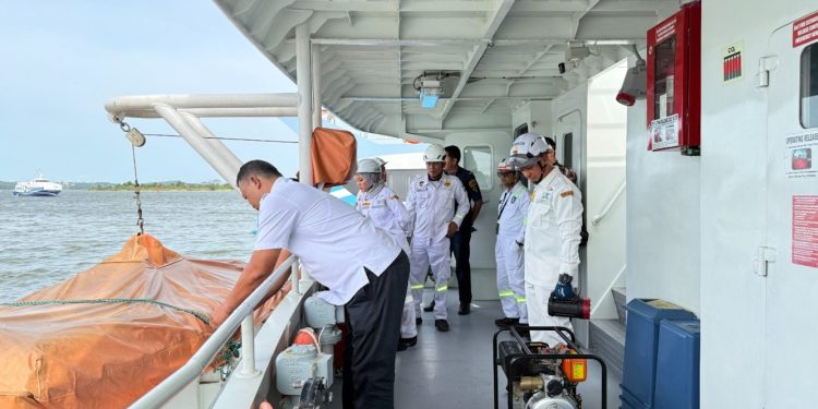 Kemenhub Lakukan Uji Kelaikan Kapal Penumpang di Batam Jelang Lebaran 2026