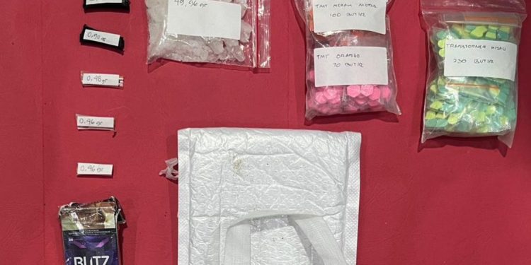 Polda Metro Jaya Ungkap Jaringan Narkotika Sabu dan Ekstasi