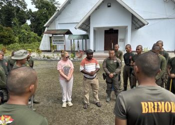 Operasi Damai Cartenz 2026 Gelar Aksi Bersih di Gereja Kuala Kencana