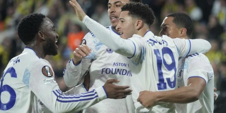 Fenerbahce Kalah Tipis dari Aston Villa di Liga Europa