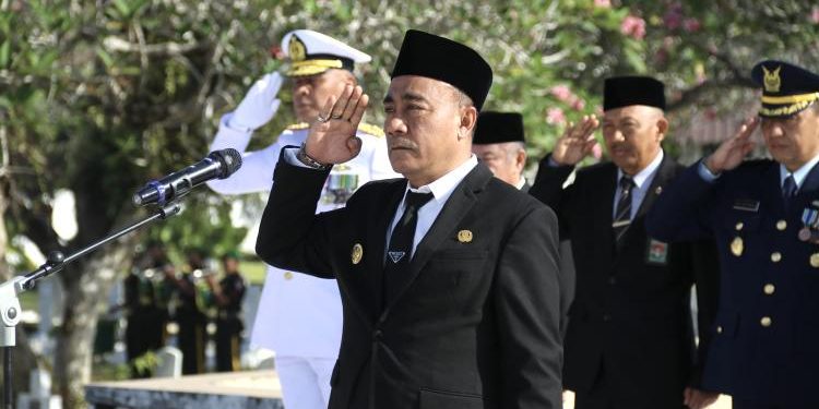Wakil Gubernur Kalbar Pimpin Ziarah Pahlawan di HUT ke-69 Provinsi