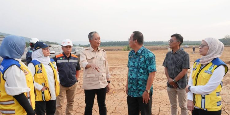 Menteri PU Fokus Tangani Banjir di Sungai Aek Garoga