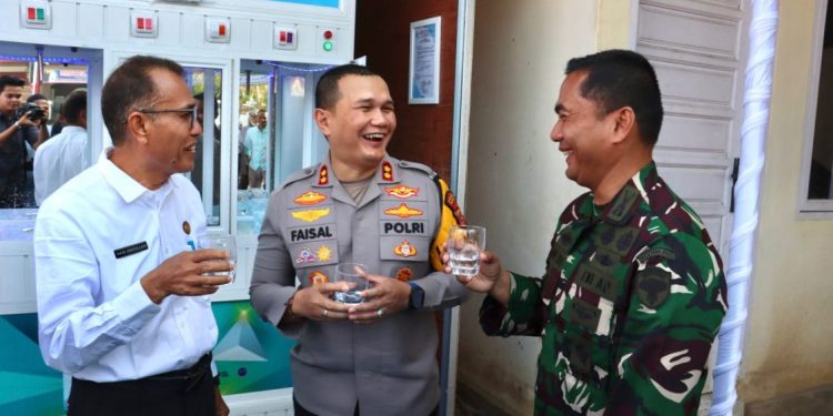 Polres Pidie Jaya Sediakan Depot Air Minum RO Gratis untuk Masyarakat Pascabencana