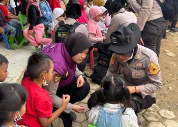 Trauma Healing Perdana oleh Taruna Akpol di Aceh Tamiang
