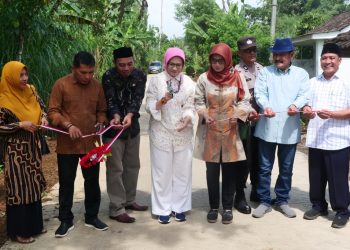 Jalan Kalisemut-Dadapan Kini Dibangun Permanen Setelah Puluhan Tahun Rusak